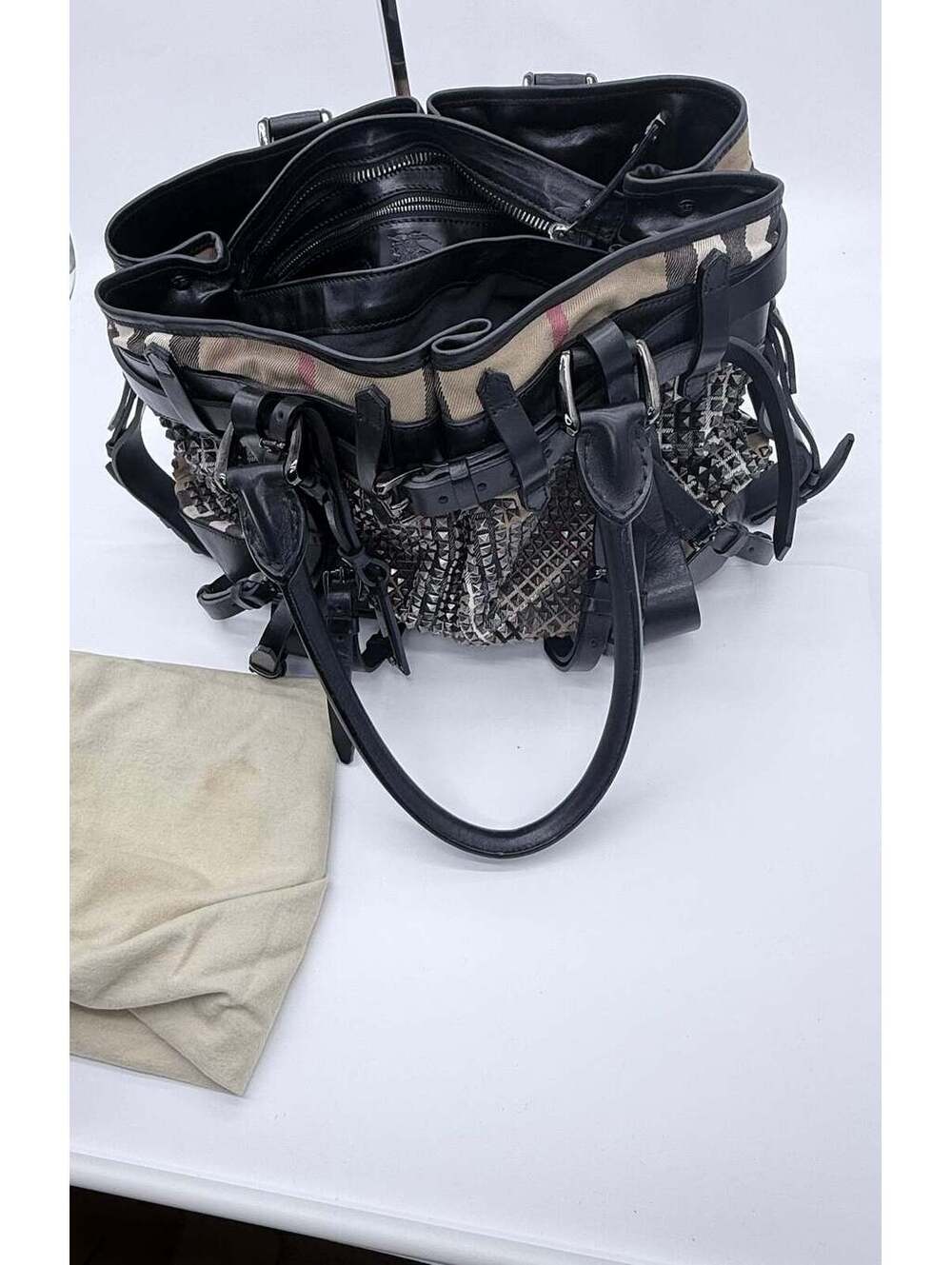 Burberry Prorsum Studded Nova Check Buckle Tote Bag – Black Leather & Canvas - Picture 6 of 8